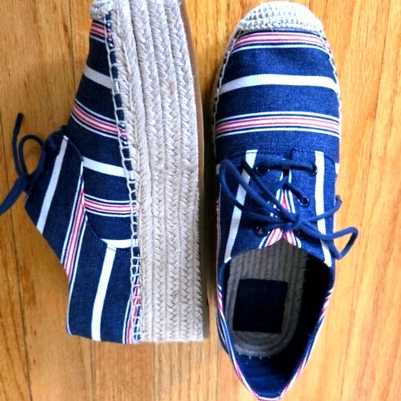 Tory Burch Espadrilles woman's size 7 ResortWear Vacation Cruisewear - Picture 5 of 8